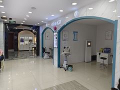-现代眼镜批发城(台东三路店)