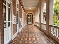-香港大学