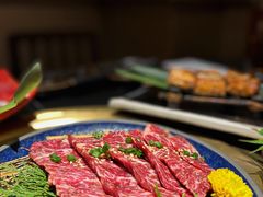 -山川小町·极番烧肉(新地假日广场店)