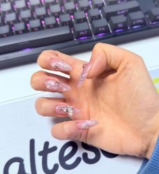 -斯馨·健康美甲美睫