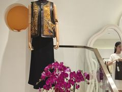 -Her Sight设计师女装集合店(静安华山路店)