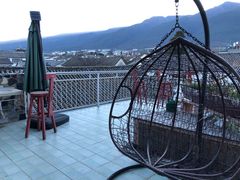 -喵屿·大理花园猫咖