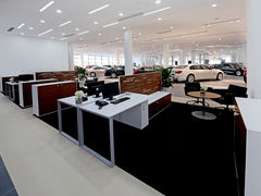 销售接待区-上海宝诚尊悦宝马4S店(静安店)