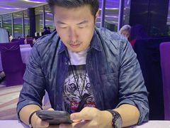 -亚洲国际大酒店·云顶阁旋转自助餐厅
