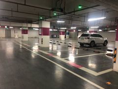 -悠方地下停车场