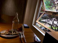 -阿妮叶李(光谷世界城店)