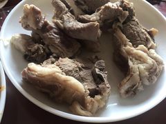 -青海特色美食小炒炕锅牦牛肉火锅