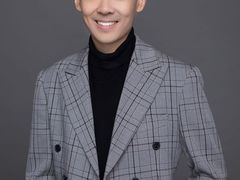 -优娑照相馆(世茂广场店)