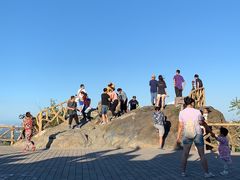 -鬼笑石后山停车场