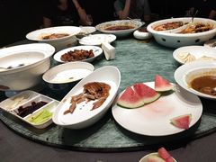 -凤凰园烤鸭店·唐山菜·传承花椒肉(老唐丰路店)
