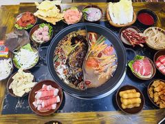 -乖嬢嬢重庆老火锅(南联店)