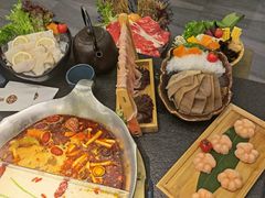 -湊湊火锅·茶憩(打浦桥日月光店)