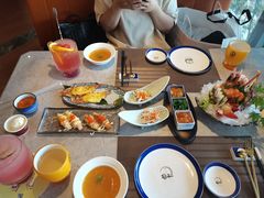 -極上萬膳·日料放题(来福士江景店)