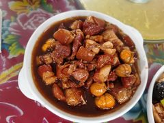 栗子焖肉-何适山庄 ·可团建(水长城P2停车场店)