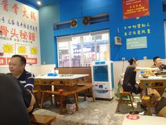 大堂-大师兄酱骨火锅