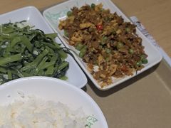 -老乡鸡(融科天地店)
