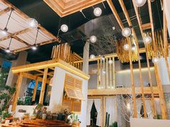 -墨居上隐·院子里火锅(峨眉店)