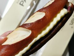 现熬蓝莓芝士碱水棒-PAOPAO Bakery&Café(港汇店)