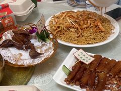 -津津菜馆(绝没分店)