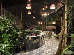 -卷心菜和避孕套餐厅(Pattaya)