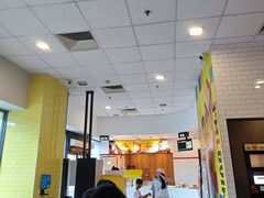 -麦当劳(西客站店)