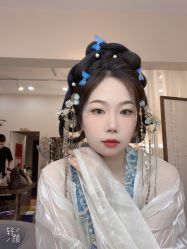 -一揽芳华汉服旗袍体验馆(拙政园店)