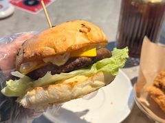 -必胜客餐厅(昆百大泰业城店)