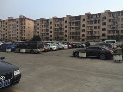 iphone_upload_pic-中原城市广场-停车场