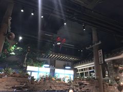 大堂-茅炒屋龙虾·烧烤·湘菜(新河路店)