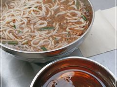 -正宗杨记普洱酸醋米线(总店)