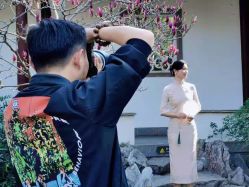 -雪中彩影婚纱摄影·微光艺术中心