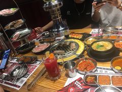 -青瓦炭韩潮烤肉(花园道店)