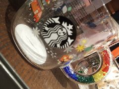 -星巴克(上海虹桥新天地二店)