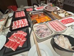 -海底捞火锅鲜切牛肉主题店(长寿路店)
