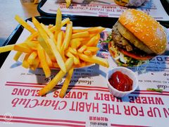 -The Habit Burger Grill 哈比特汉堡(复兴soho店)