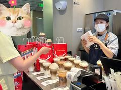 -瑞幸咖啡(三里屯SOHO-6号楼店)