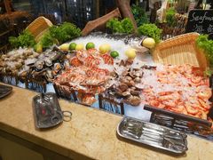 -大中华希尔顿酒店-念自助餐·嗨啤·小龙虾