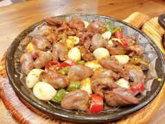 -老东镇啤酒屋海鲜加工·蒸汽海鲜·海鲜烧烤(台东店)