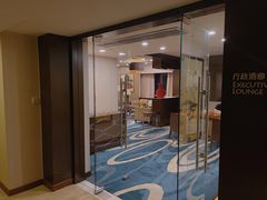 -上海浦东康桥绿地假日酒店