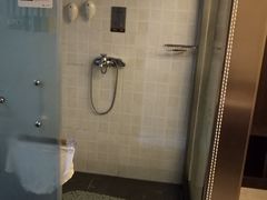 -如家云上四季连锁酒店(昆明东风广场地铁站店)