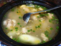 -阿鹏故事云南野生菌火锅(人民路店)