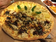 -乐凯撒披萨(东方新世界店)