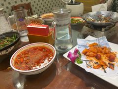 -堂瓦里·33年传统赣菜(第一街区店)