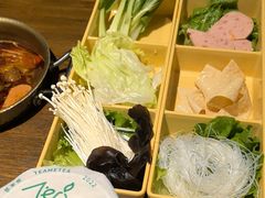 -呷哺呷哺 小火锅 (浦东新欧尚超市店)