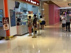 -白玉兰食品甜凤店(合生汇店)