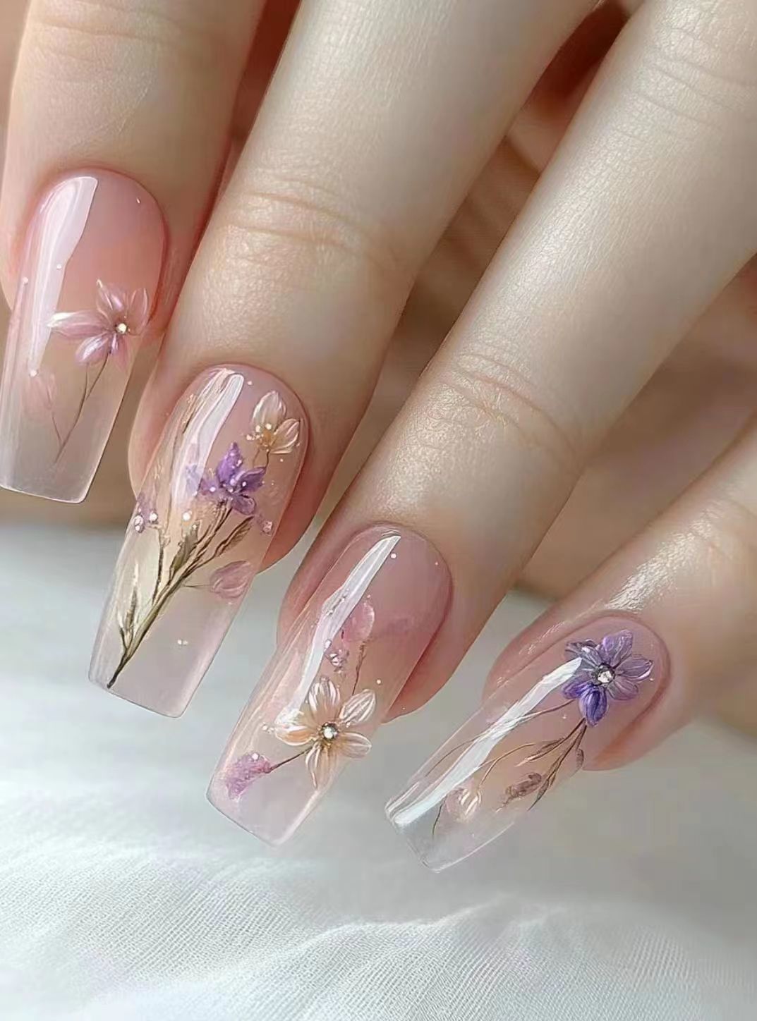 94手绘梅花美甲,春天的气息来啦!94