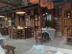大堂-漳河青花椒鱼头火锅