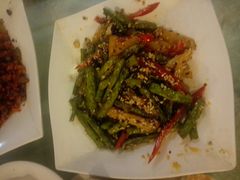 -维吾尔餐厅(宜山路店)