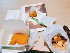 -敦煌莫高国际机场