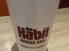 -The Habit Burger Grill 哈比特汉堡(爱琴海店)